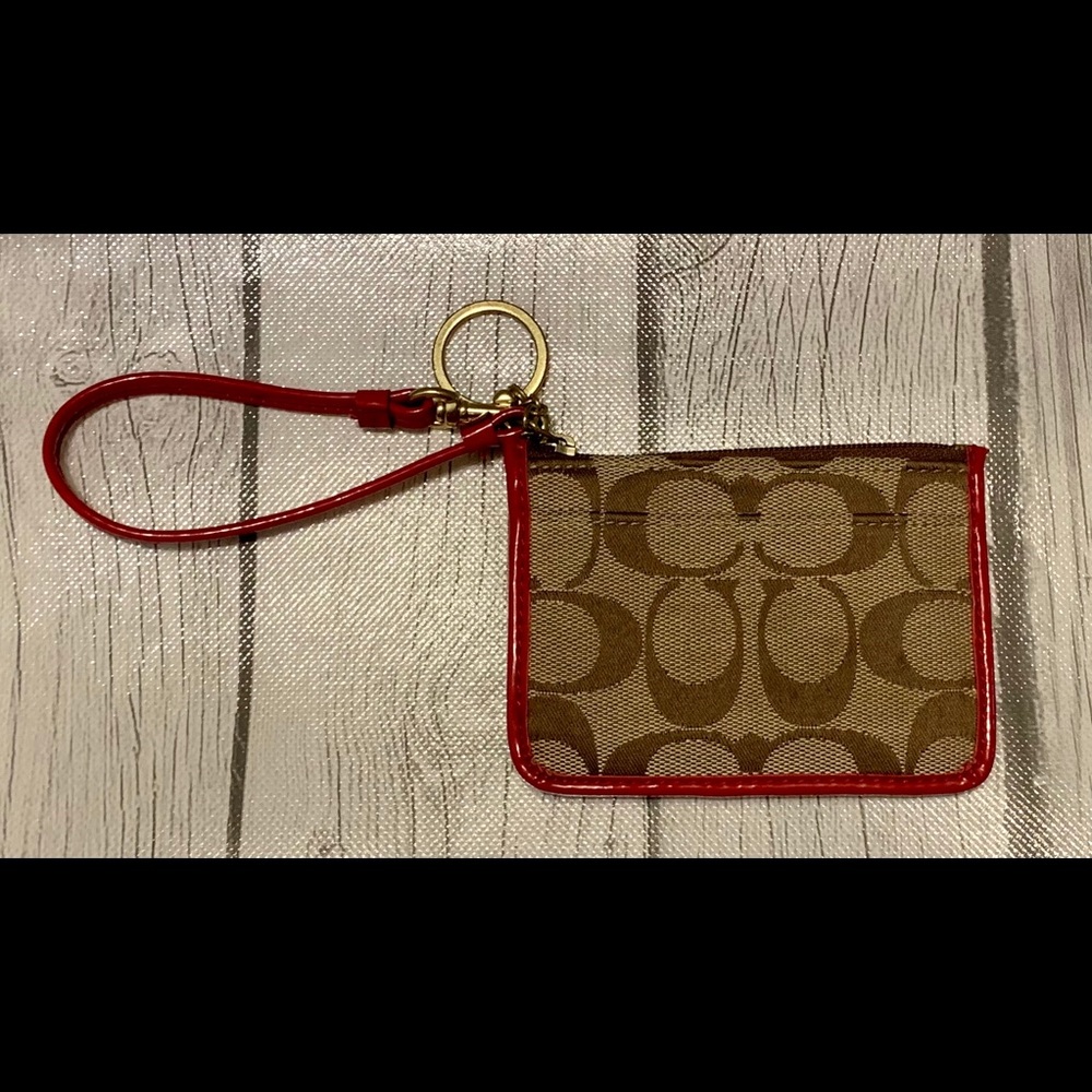 Coach ID wallet